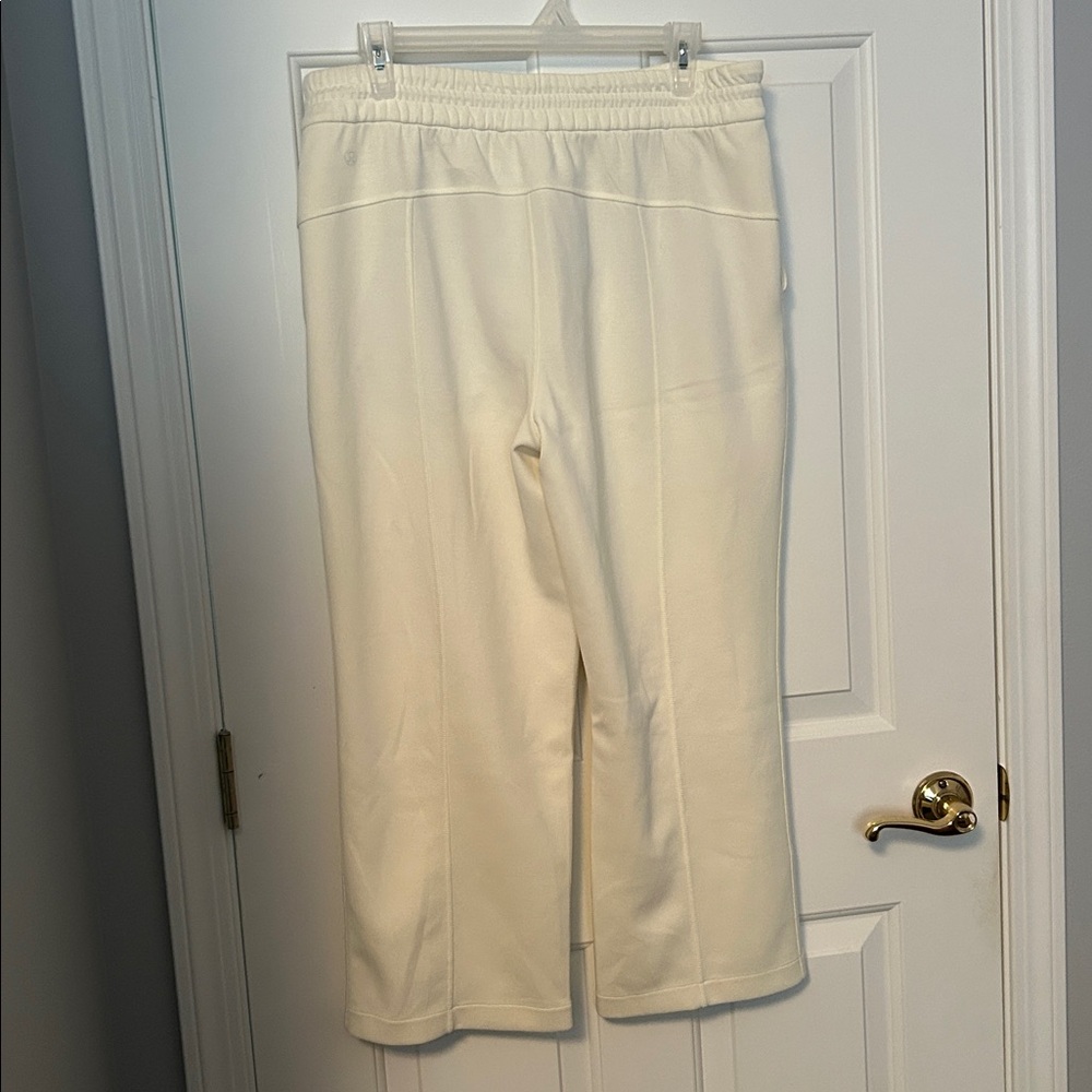 lululemon athletica Cream Pants - Picture 6 of 9